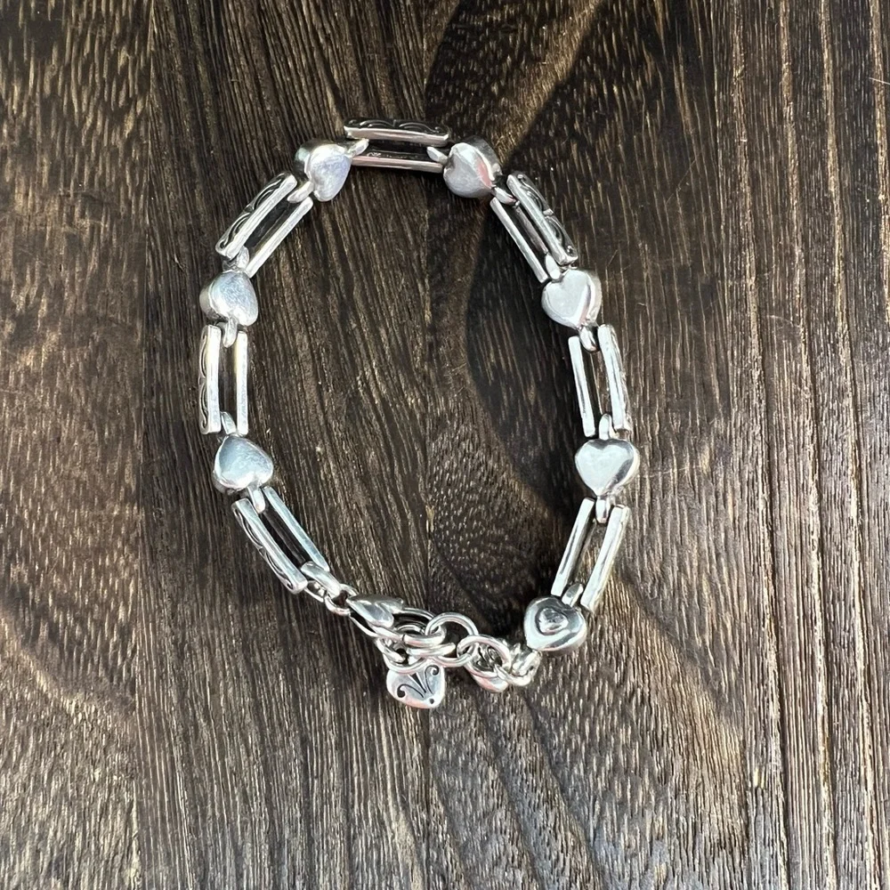 Brighton Silver Tone Heart Link Bracelet 7" - 7 1/2" B32 - Picture 5 of 5